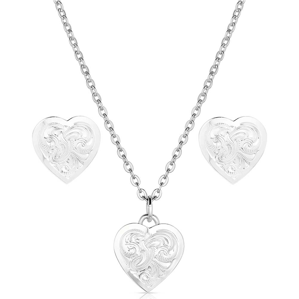 Silver heart-shaped necklace and earrings 