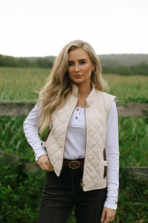 Womens lightweight cream western style riding vest with pockets 